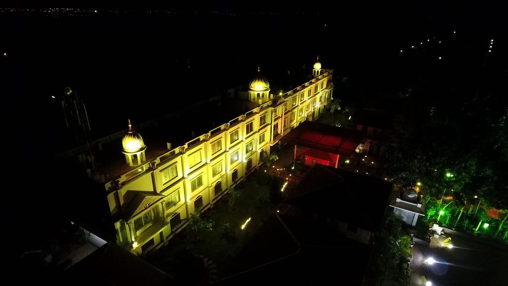 Jal Mahal Resort And Spa Mysore Eksteriør billede